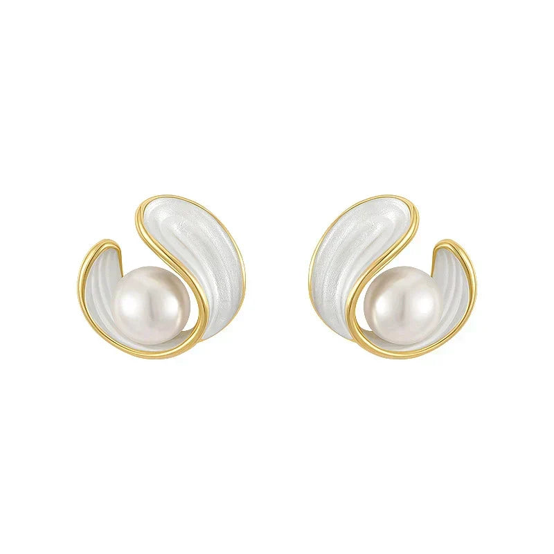 Luxusohrringe mit weissem Opal und Perlen in Gold