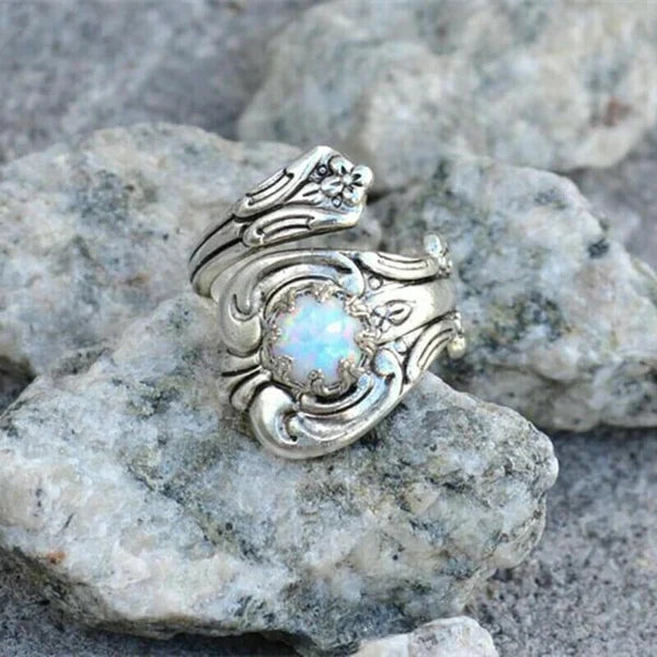 Weisser Opal Löffel Verstellbarer Ring