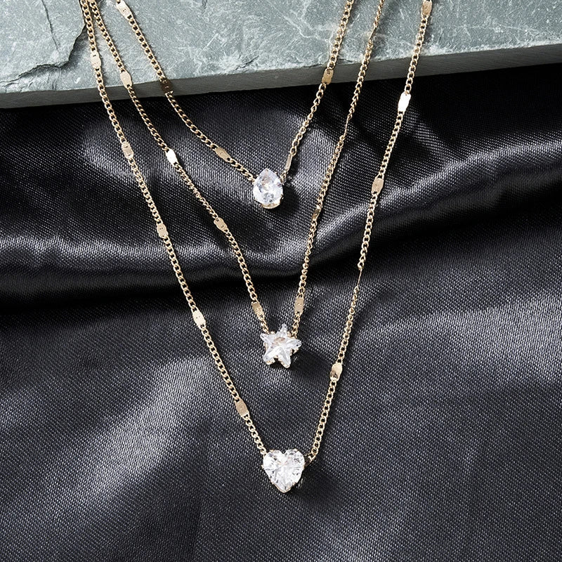 Drei-Pendant-Halskette mit Gold-Zirkonia