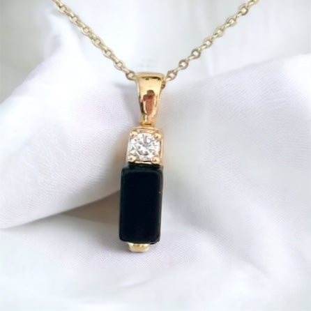 Alessia Schwarze Onyx Bar Halskette