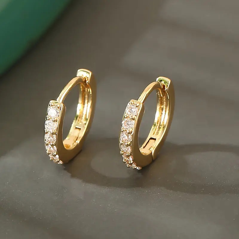 Küsteninspirierte goldene Tropfohrringe