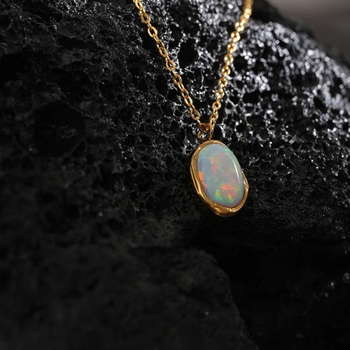 Vintage Glow Opalstein Halskette