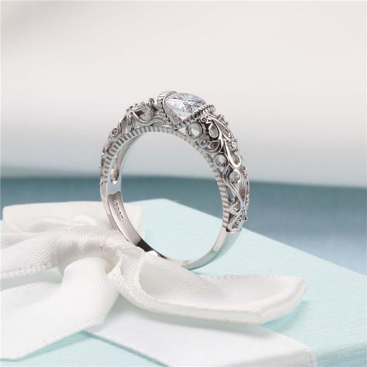 Eleganter Ring aus Sterlingsilber